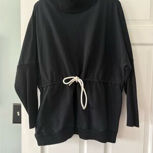 Varley Black Knit Sweatshirt Tunic